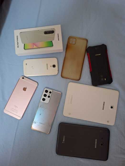 Vănd telefon pentru piese