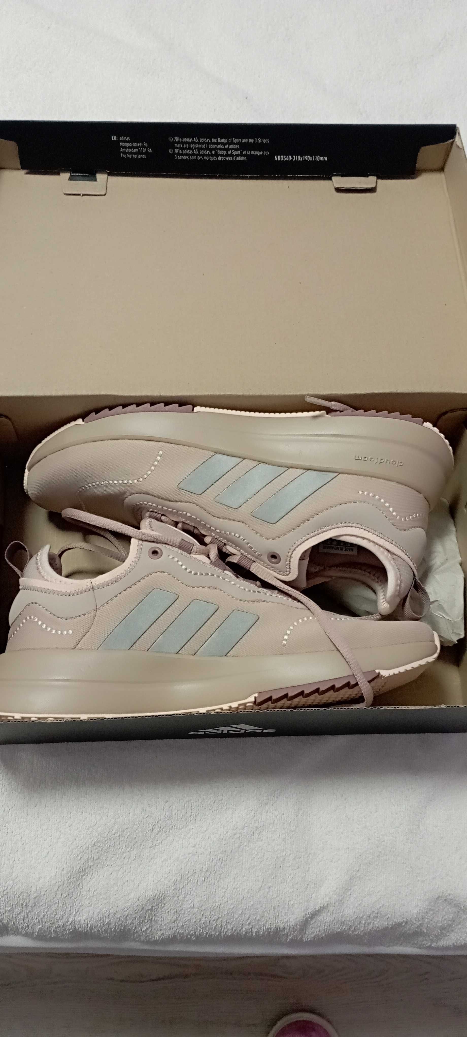 Нови, оригинални, дамски, 39.5 размер, ADIDAS