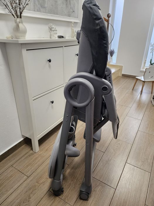 Scaun de masa cu poziție de somn Polly Magic Chico