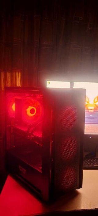 Добро Геймърско PC R5 5600X/32Gb/1TB SSD/RX 6700XT 12Gb/Гаранция