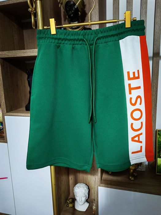 Compleu barbati Lacoste,calitate premium,am mai multe mărimi