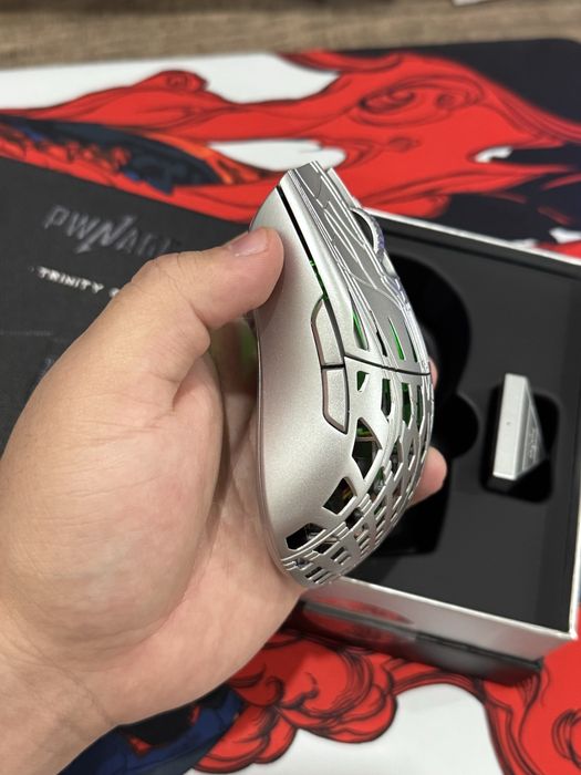 PWNAGE Trinity CF карбоновая игровая мышь