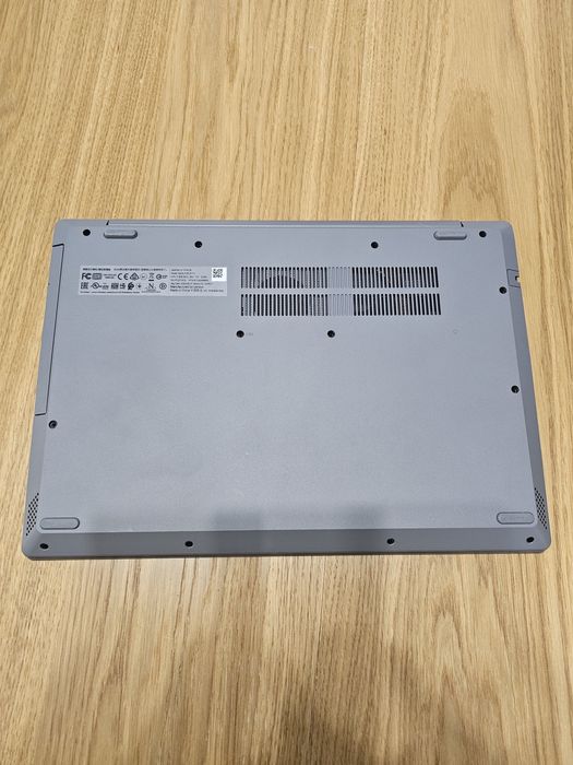 Laptop Lenovo IdeaPad L3