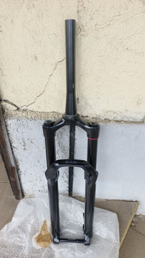 Вилка RockShox 35 Gold RL 29" DebonAir 140,150mm Boost 15X110mm