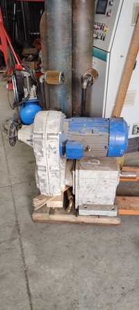 Motor electric trifazat cu reductor, 9kW, 10-55rpm, 380V