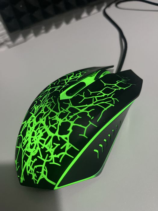 Продам игровую мышку dexp