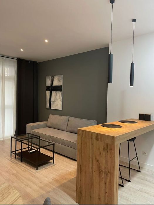 Дава се под наем Двустаен апартамент в София, Стрелбище - 67 кв.м за 523.26 € - Снимка #1