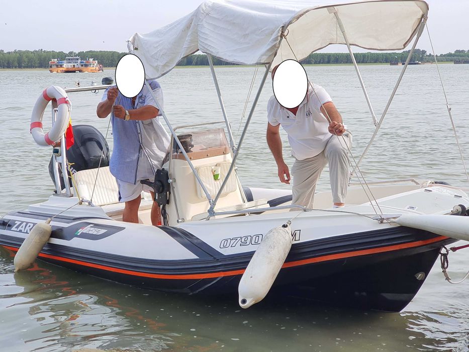 Vand barca cu motor gonflabila tip ZAR