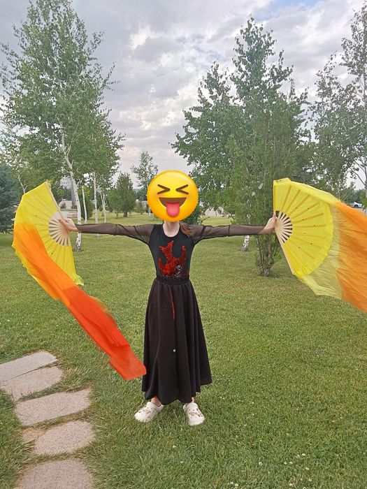 Костюмы  для девочки