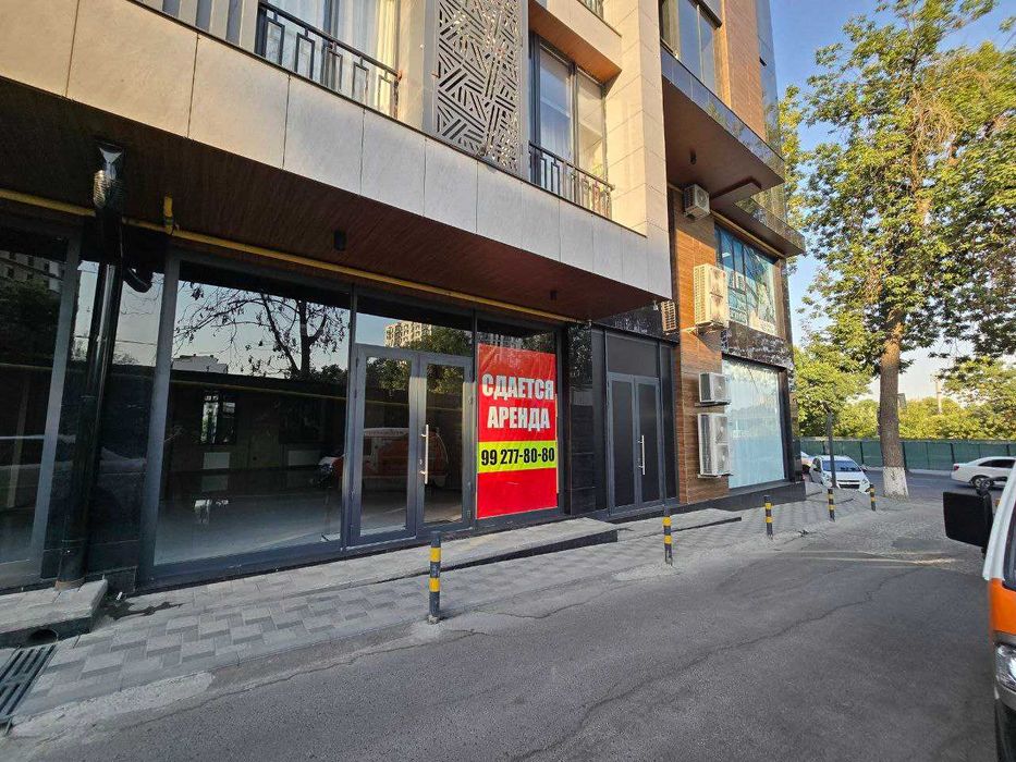 Сдаётся в аренду Помещения под офис , магазин или учебный центр .