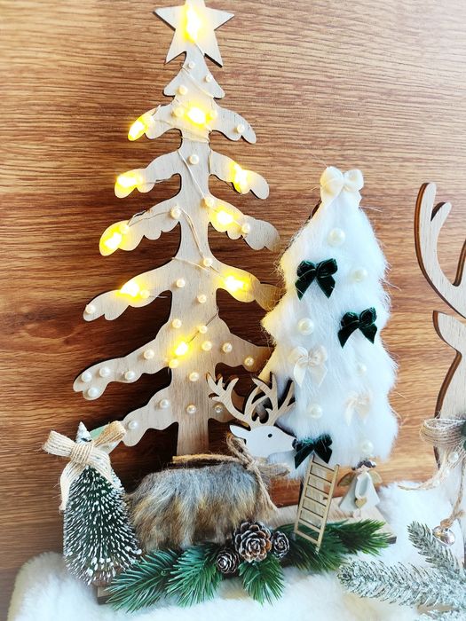 Коледни венци и декорация