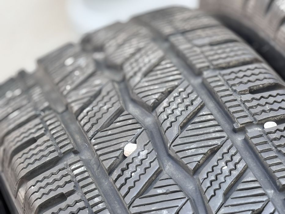 235/65/R16 Hankook Winter LV 4бр зимни бус dit3123