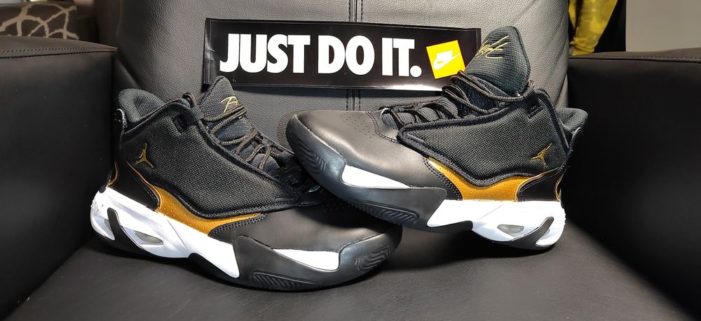 Nike Air Jordan Max Aura 4, номер 40