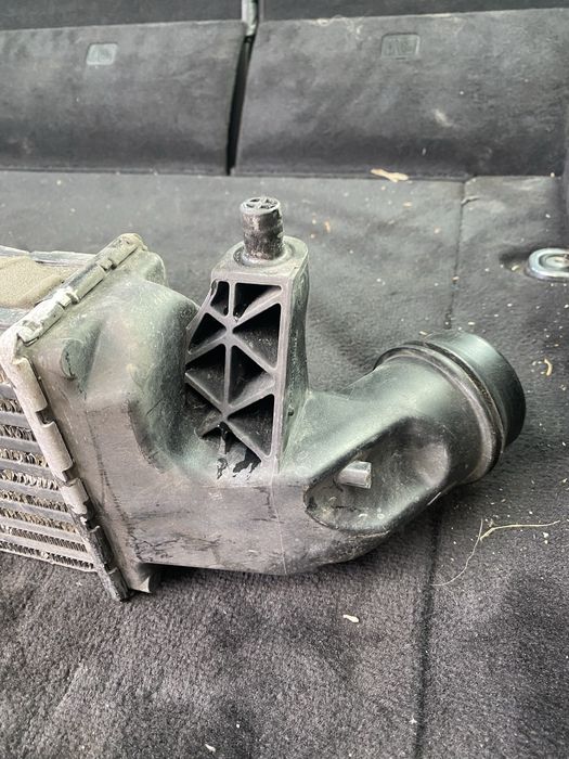 Интеркулер Ford Fiesta 1.5 ST