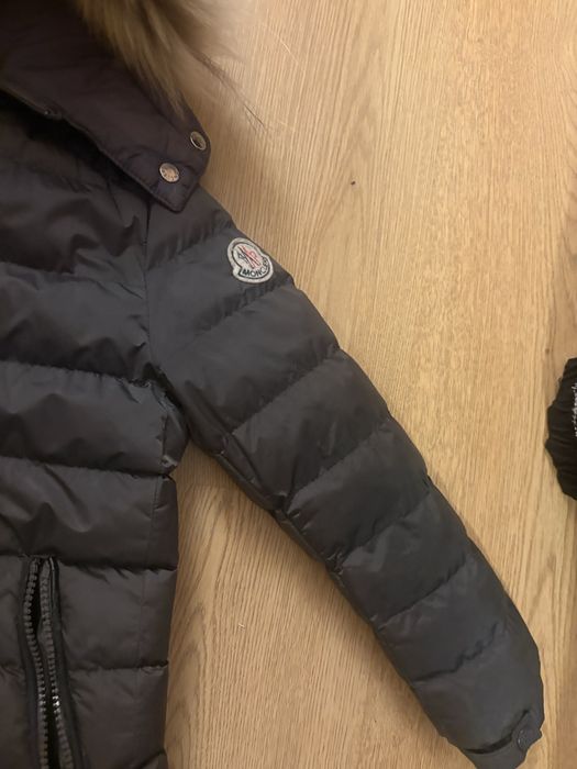 Детско зимно яке Moncler с гъши пух