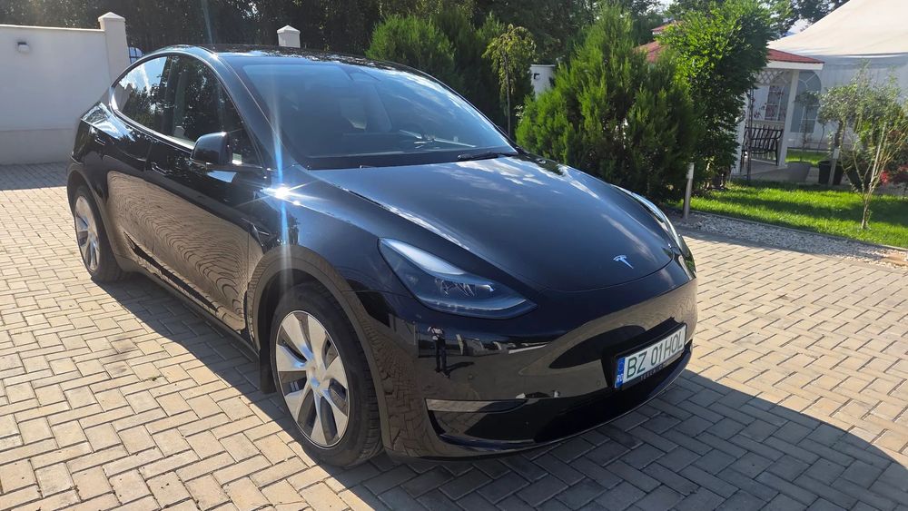 Tesla Model Y Tesla Model Y Long Range Dual Motor