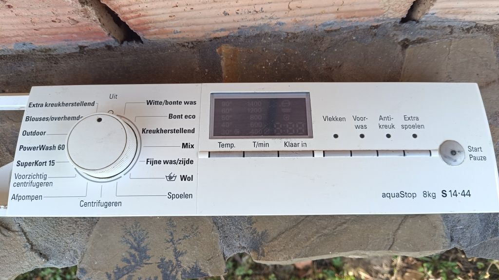 Платка, панел за пералня Siemens 8kg WM14S440NL