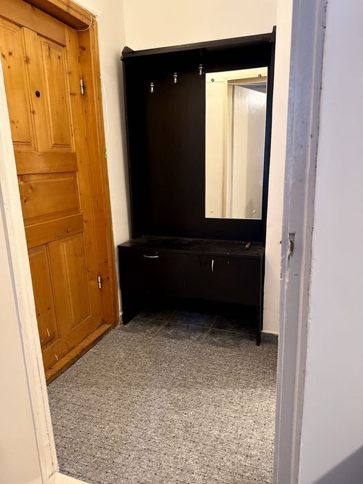 Inchiriez garsoniera zona Obcini