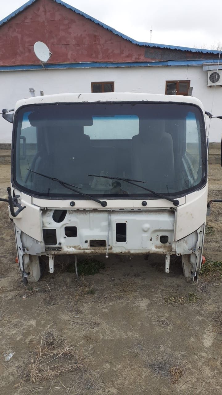 Кабина исузу ISUZU