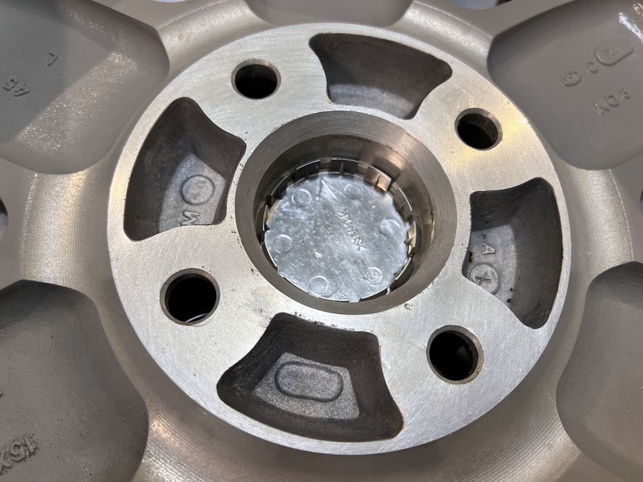 Джанти за Daihatsu 15” 4x100 4.5j ET45