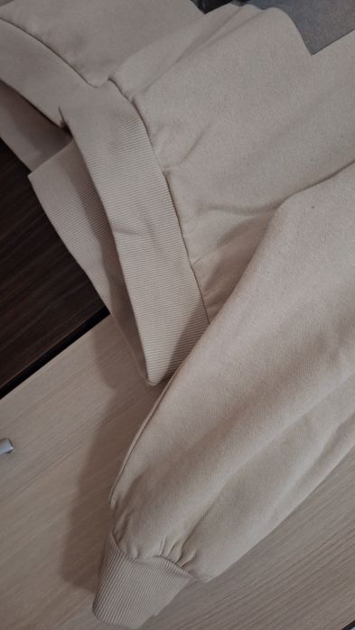 Hanorac dama cu gluga