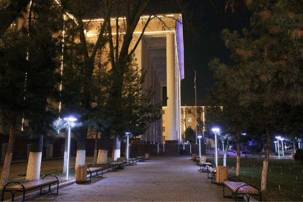 Столб LED садовово парковый 50+50 ват