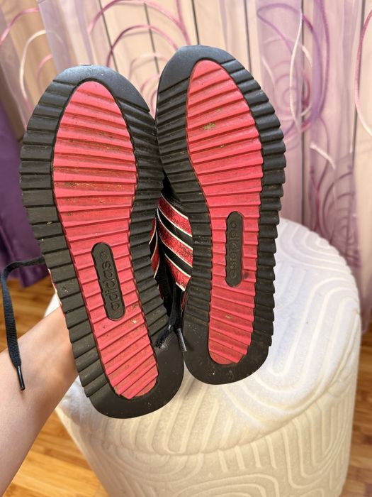 Adidas megru cu roz