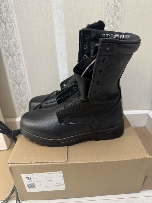 Продаю новые берцы