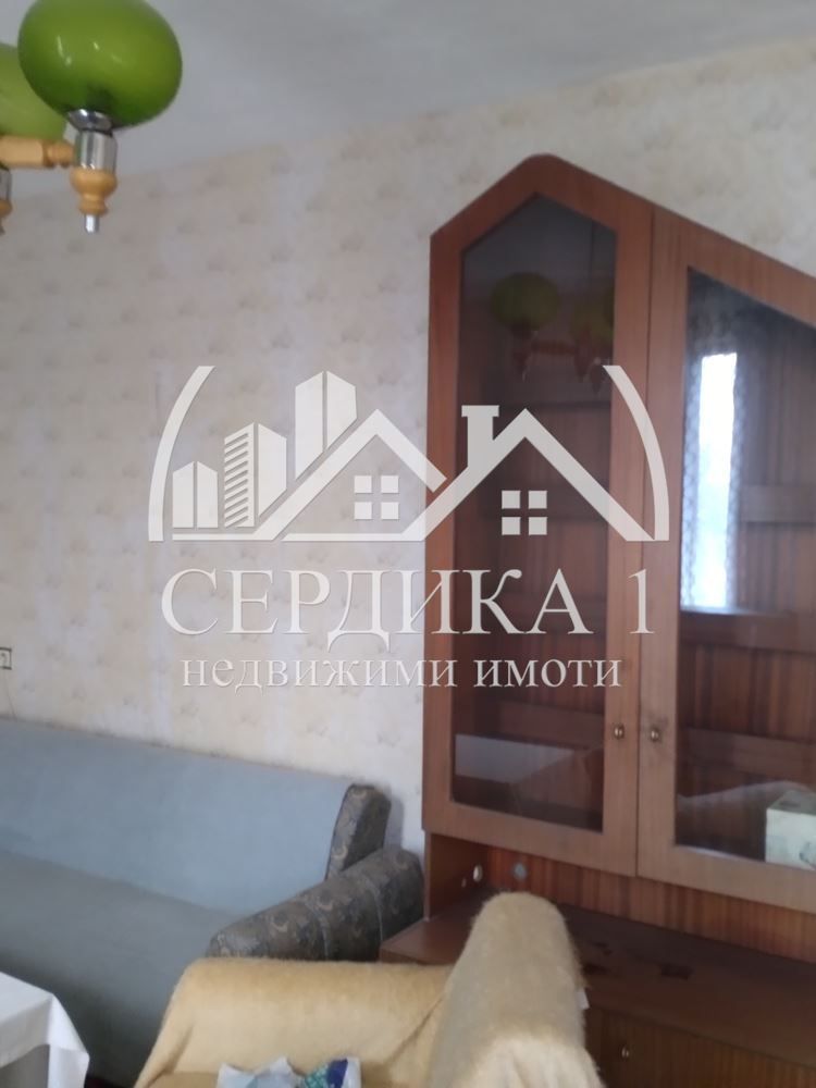 Продава се Къща в с. Мламолово, Област Кюстендил - 234 кв.м за 153 €/кв.м - Снимка #1