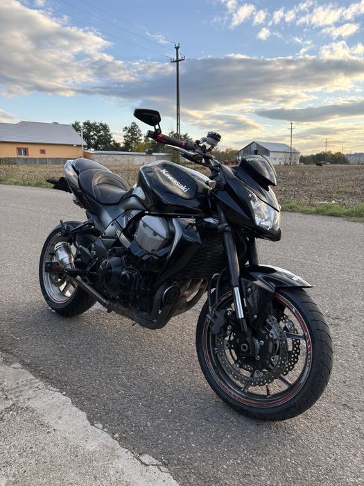 Kawasaki z750.
