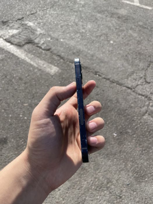 Srochno Iphone 12 sotiladi 64gb