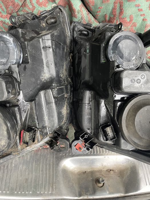 Фарове за опел астра Н оборудвани цената е за комплекта