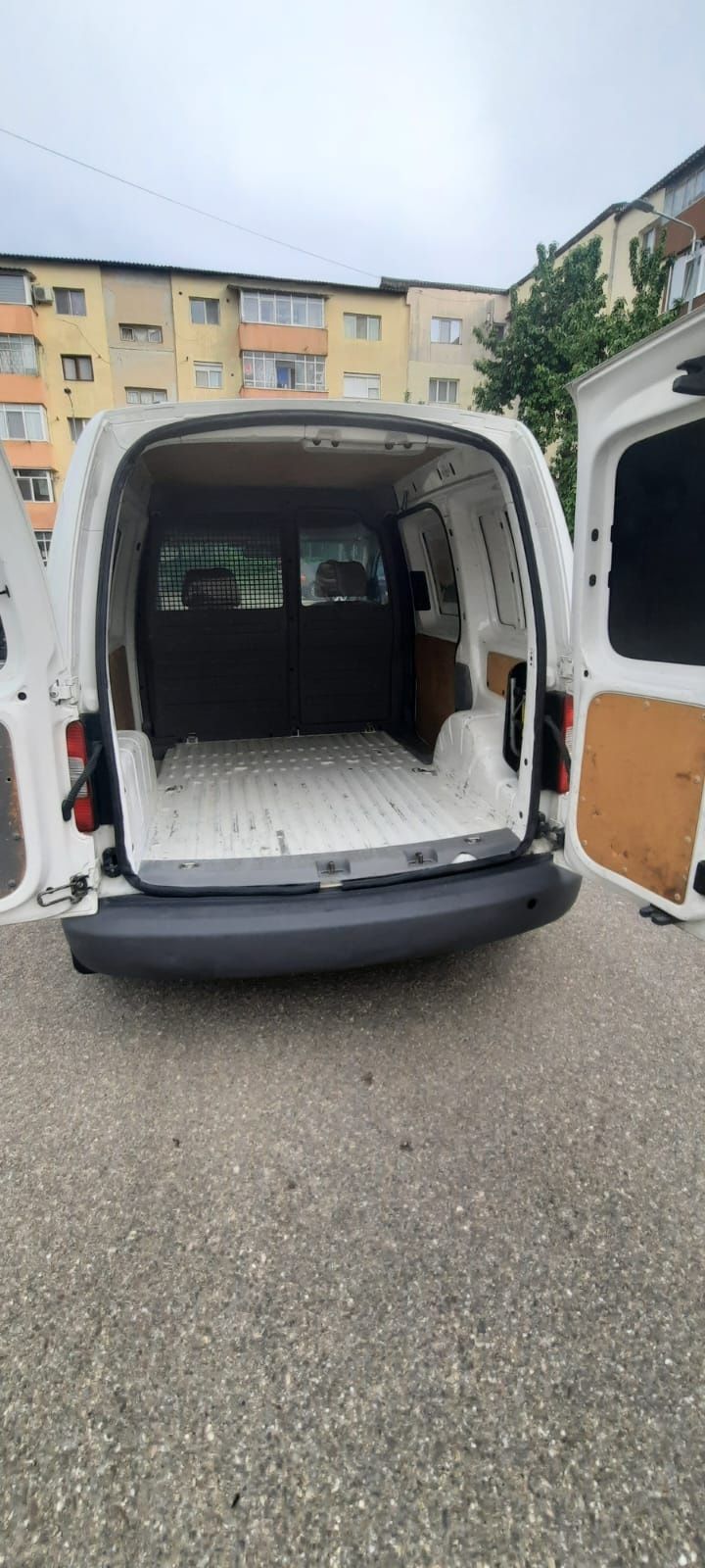 Volkswagen Caddy 200 mii km reali