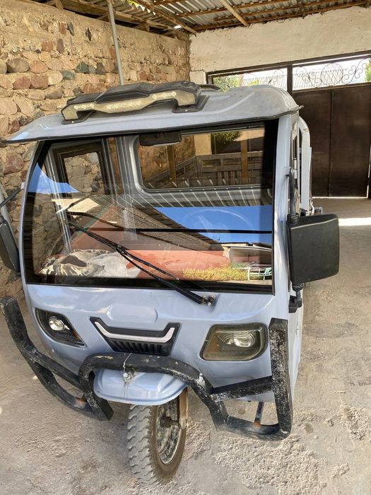 Муравейник с вагоном