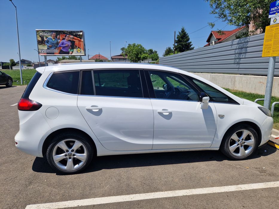 Opel Zafira Tourer