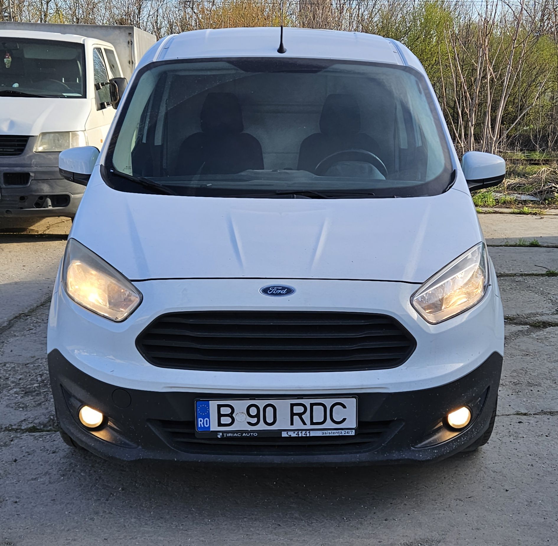 Ford Transit Courier 2015 1.5 TDCI Euro 5  107000 km