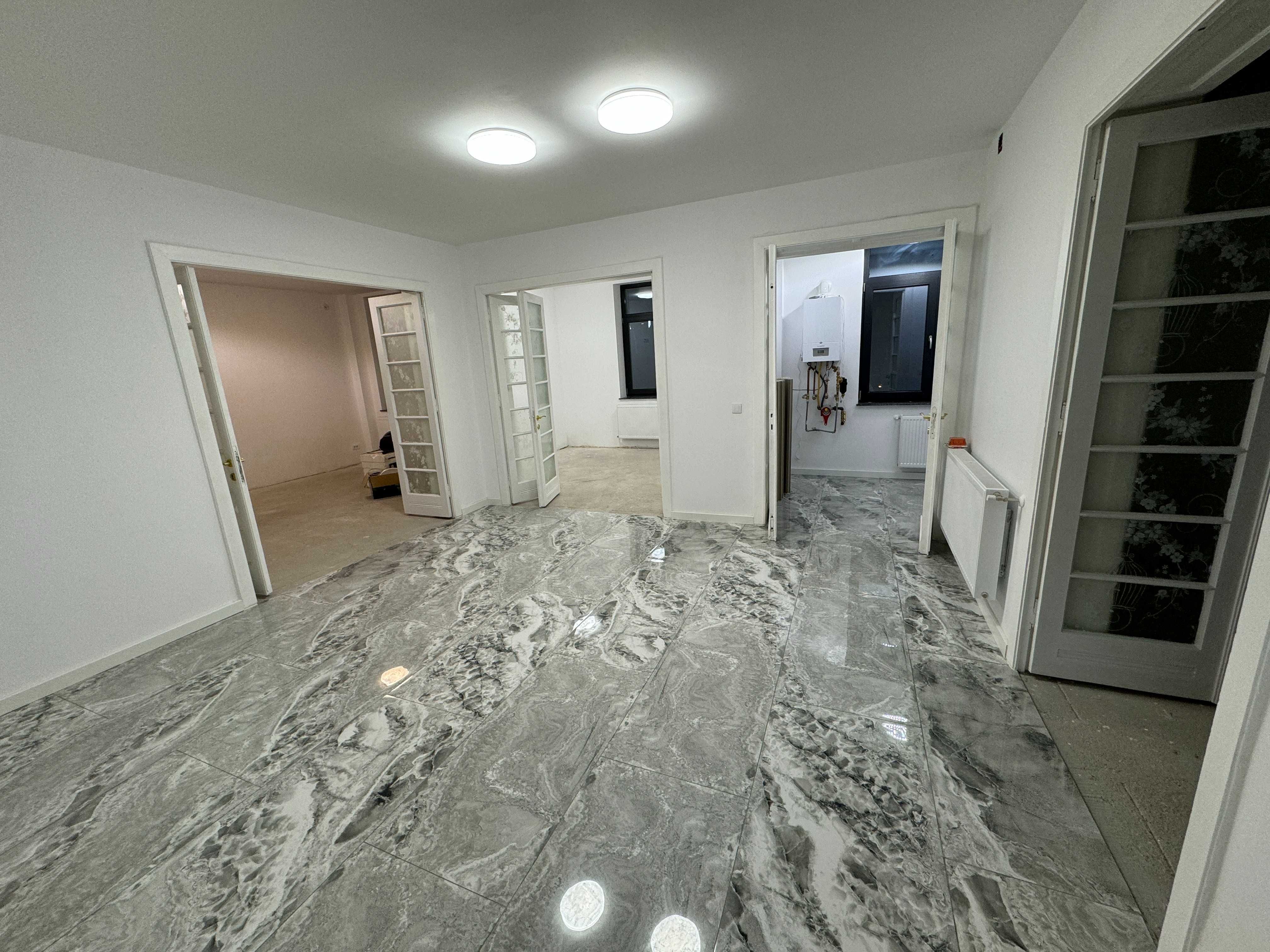 Casa de inchiriat-spatii comerciale strada amaradia