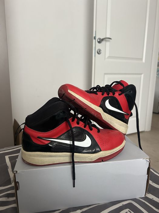 Nike adidasi sport baschet