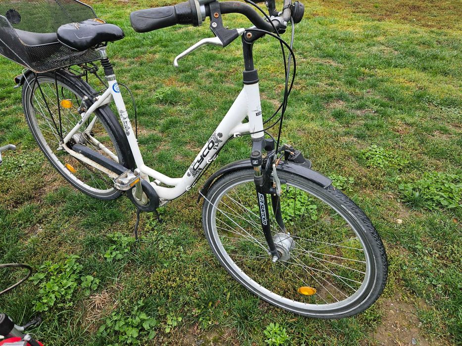 Vand biciclete de dama