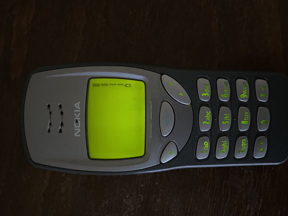 Nokia 3210 Продава