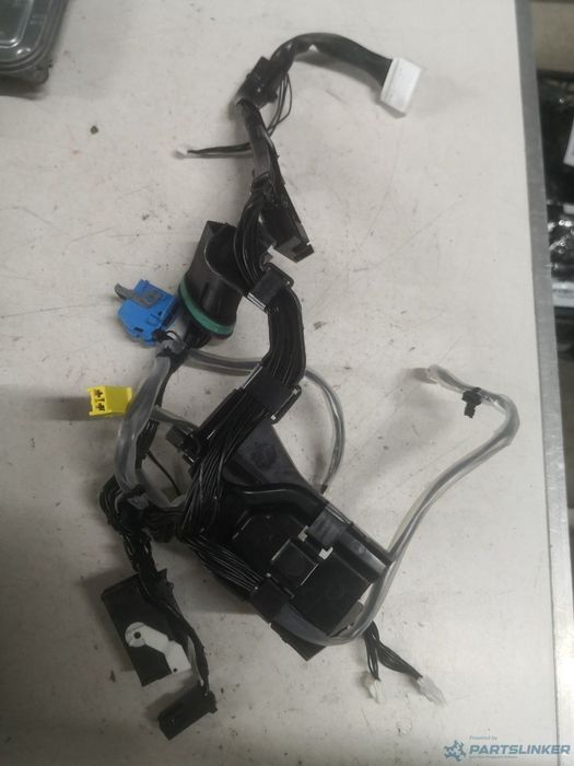 Instalatie electrica far dreapta fata MERCEDES-BENZ S-CLASS II (W222, C215) [ 2005 - 2013 ] S 350 BlueTec (OM 642.862) 190KW|258HP