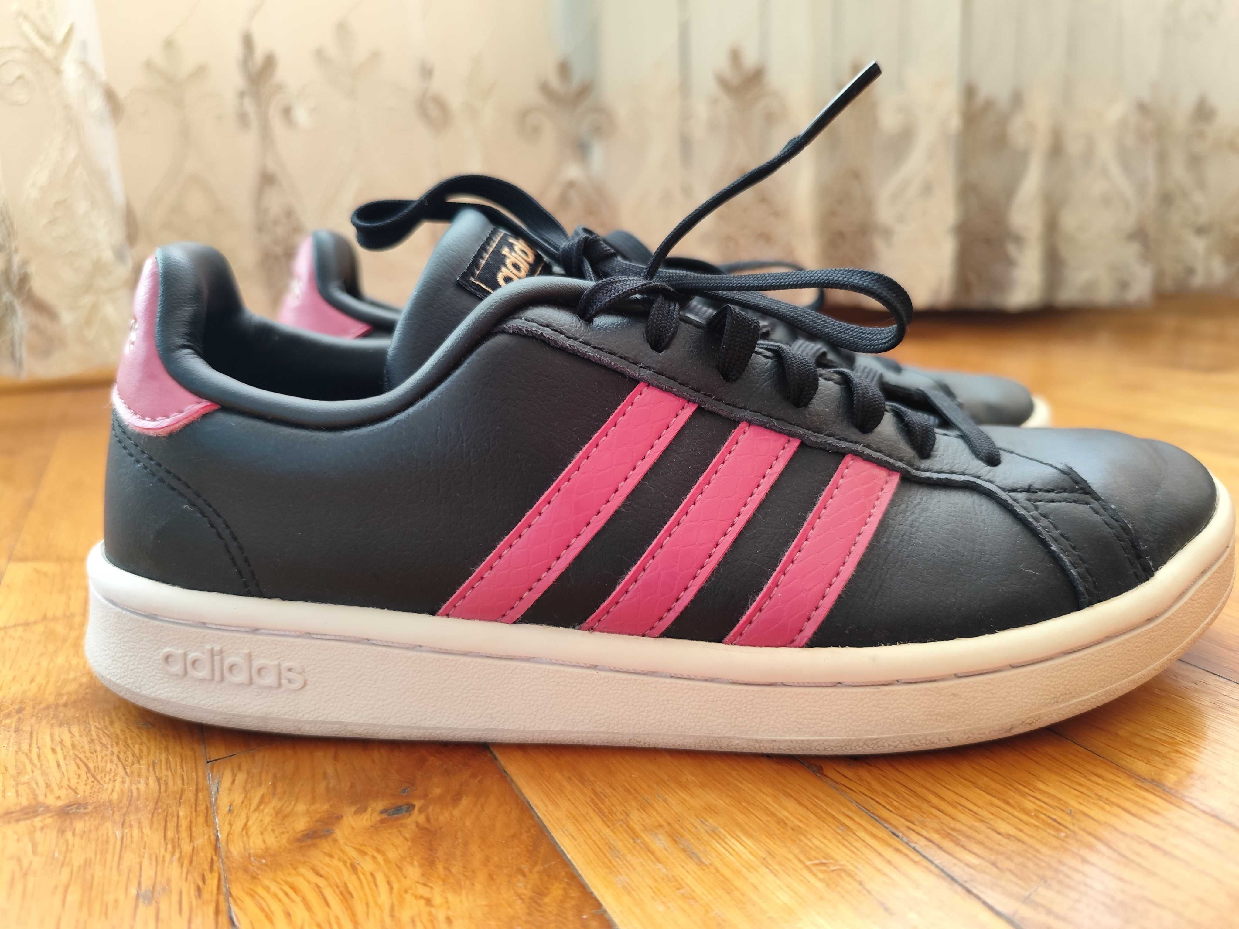 Adidas адидас маратонки, кецове 39 номер
