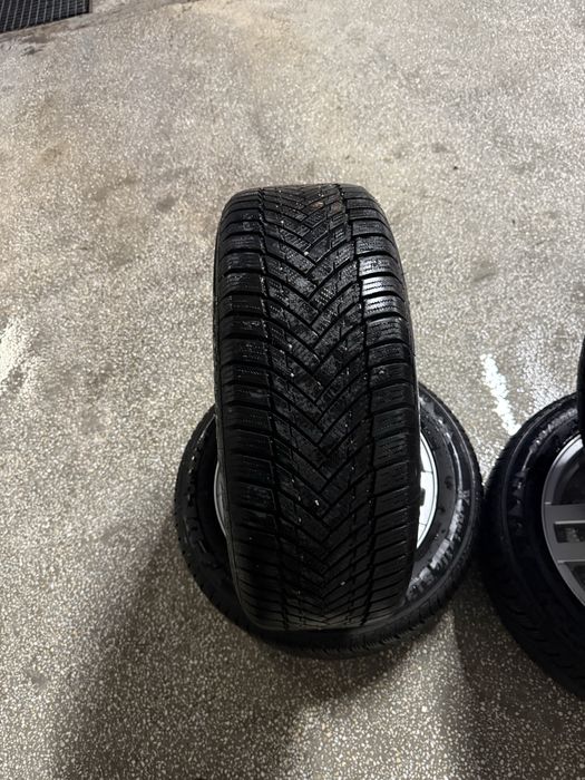 Продавам 16" Джанти Ronal с гуми Tracmax 205/55/16 dot 22