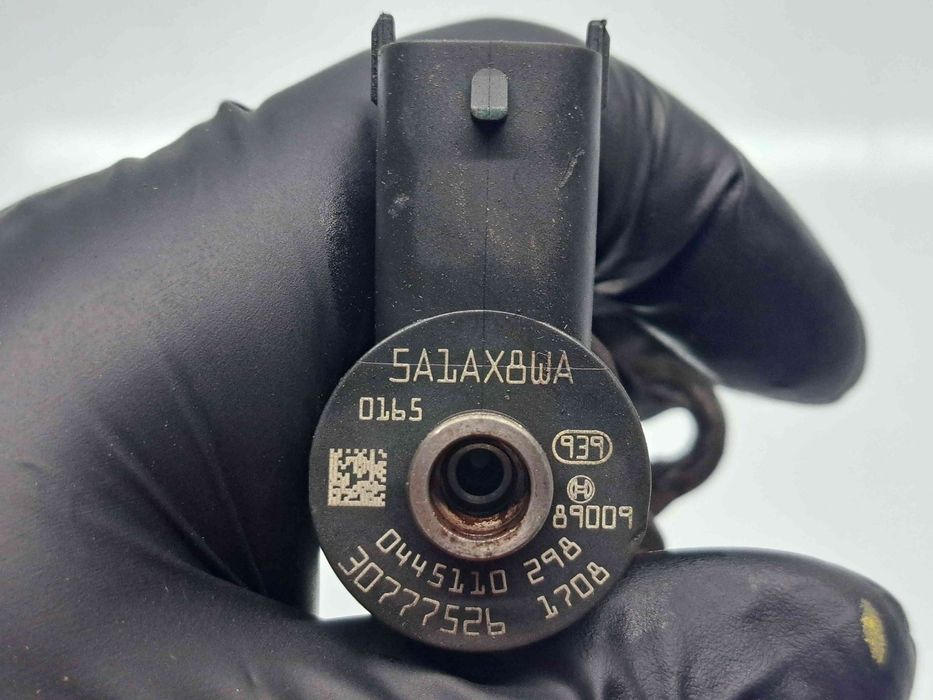 Injector  Volvo S80 II [Fabr 2006-2016] 30777526 2.4 D5244T4 136KW / 1