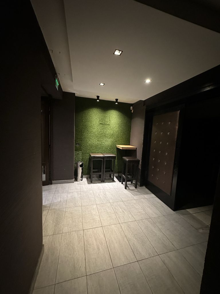 Продава се Магазин в Костенец - 265 кв.м за 899 €/кв.м - Снимка #6