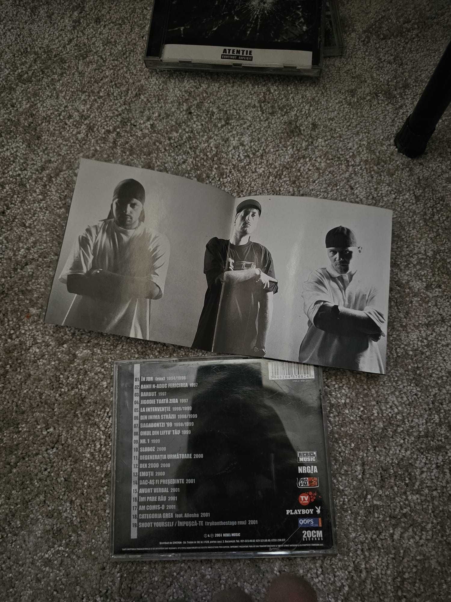 Vand Album Parazitii - Primii 10 ani V1