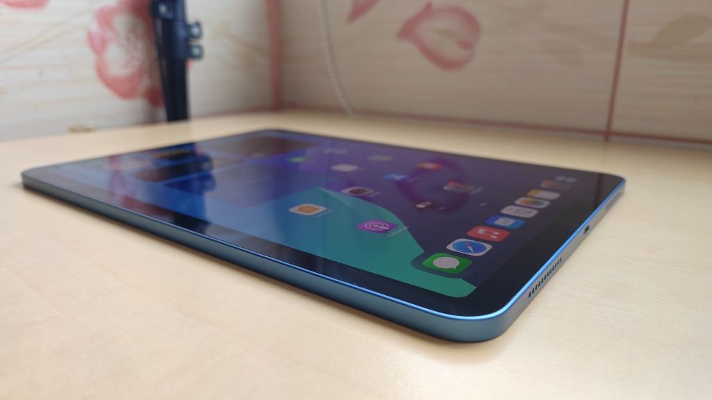 Apple iPad Air 5 M1 - 2022 - 10.9" Blue - Ecran 10/10--64GB--91% Heath