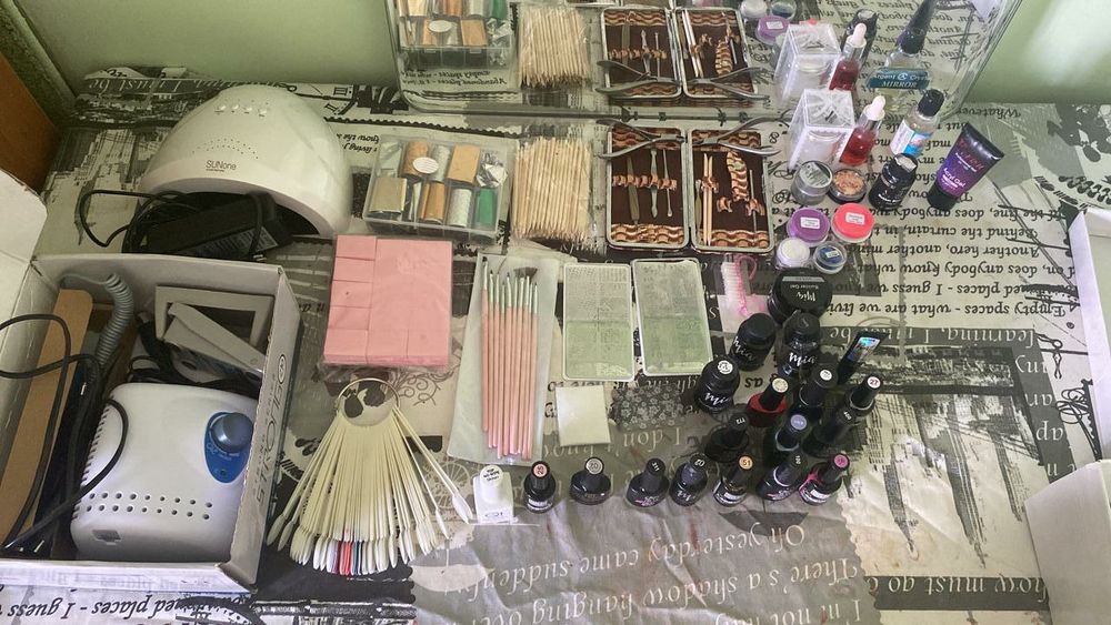 Продам полный набор для маникюра