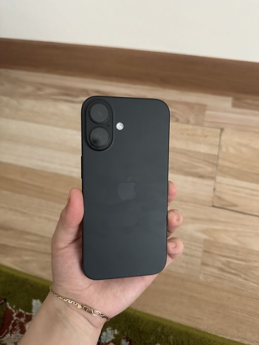 IPhone 16 черный