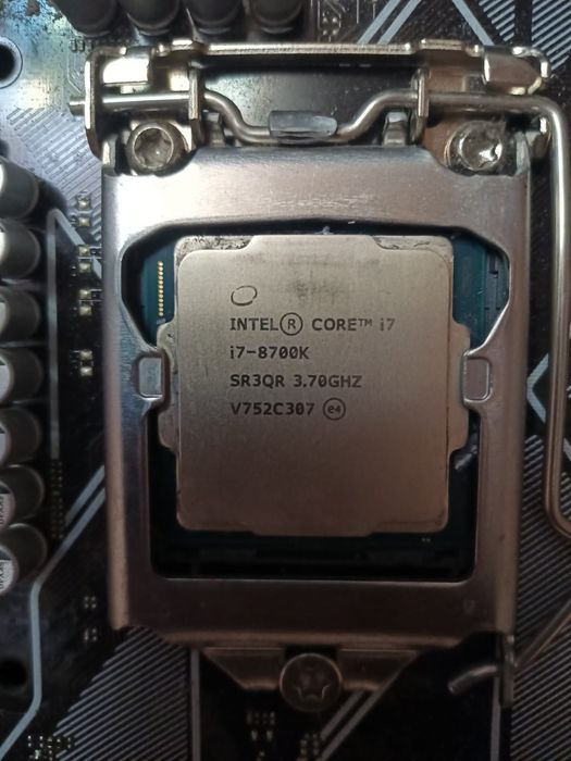 Комплект Материнская плата +процесср +оперативки +кулеры